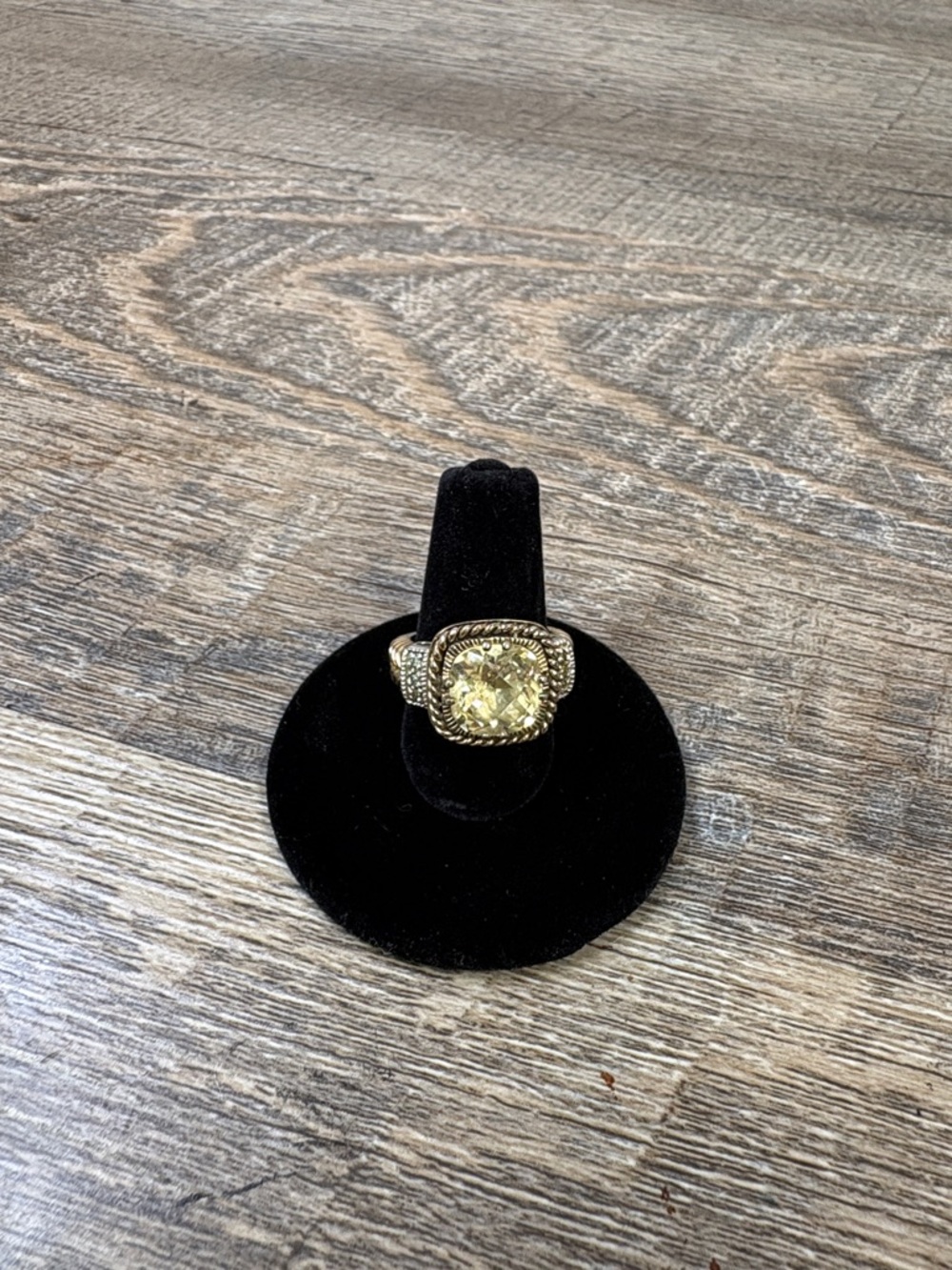 Lia Sophia Lemon Chiffon Ring Cushion Cut Crystal Statement Ring Size 6